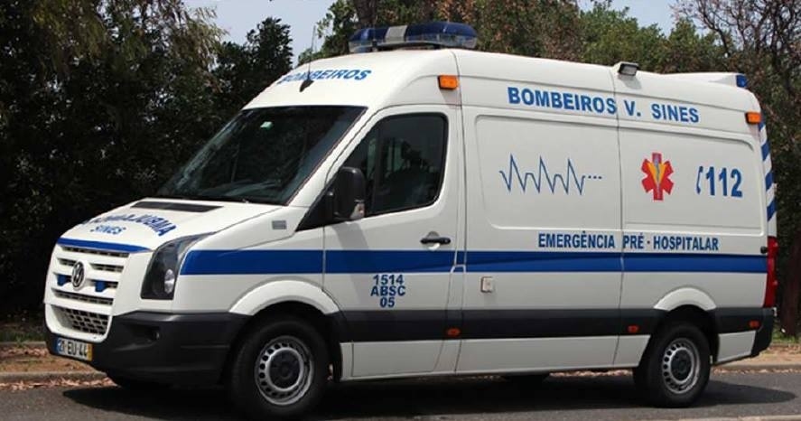 Ambulância dos Bombeiros de Sines