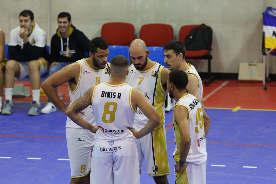 GALITOS Basquetebol: março 2016