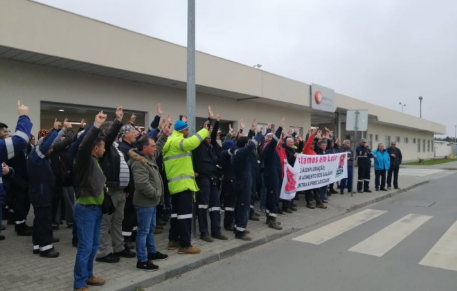 PCP denuncia o despedimento de centenas de trabalhadores em Sines