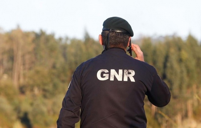 Covid-19: GNR e PSP intensificam fiscalização para fazer cumprir estado de emergência