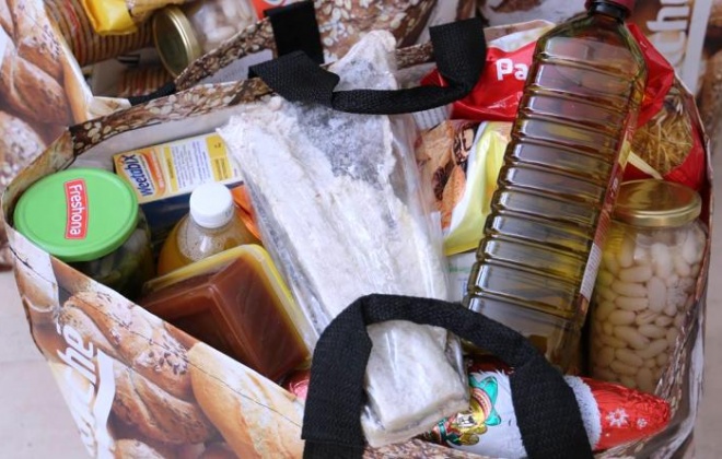 Junta de Santo André entrega 20 cabazes de Páscoa a pessoas e famílias carenciadas