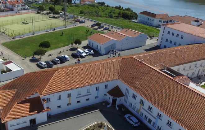Covid-19: Duas turmas do Colégio de Vila Nova de Milfontes cumprem quarentena