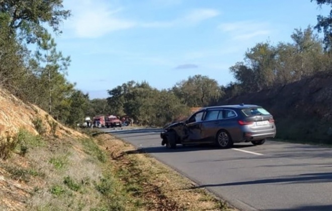 Colisão provoca dois mortos e dois feridos graves em Alvalade, Santiago do Cacém