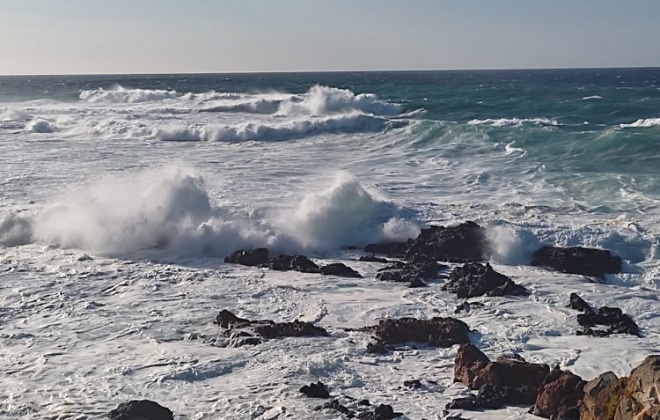 Vento e forte ondulação obrigou ao encerramento dos portinhos de pesca