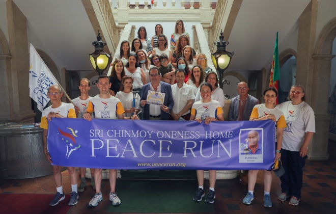 Peace Run – Tocha da Paz percorreu as escolas de Alcácer do Sal