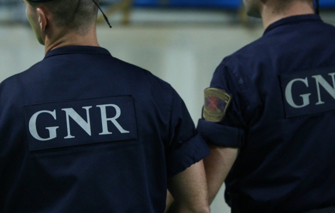 GNR liberta homem sequestrado e detém quatro suspeitos com idades entre os 16 e 23 anos em Ourique