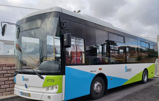 Transportes urbanos de  Sines com novo autocarro