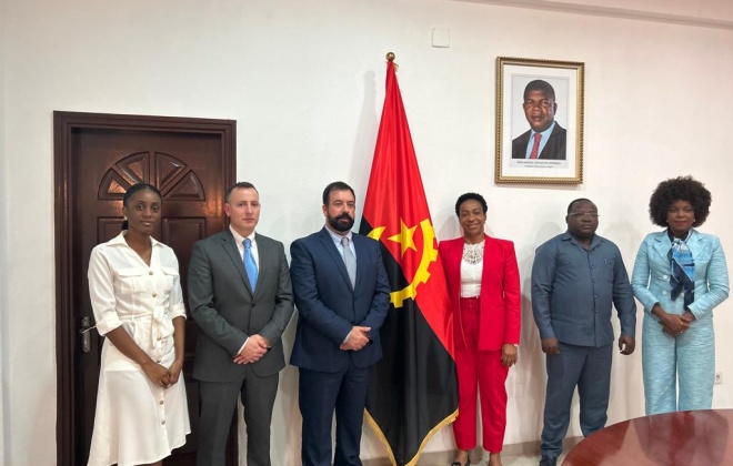 Associação Empresarial de Sines reuniu com a Ministra da Juventude e desporto de Angola