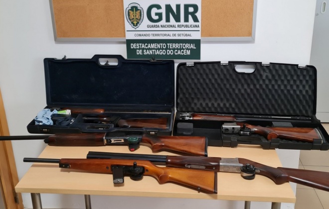 GNR apreendeu cinco armas por violência doméstica em Santiago do Cacém