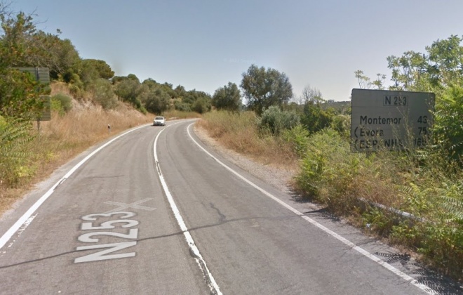 Utentes exigem reparação da Estrada Nacional 253 entre Alcácer do Sal e Montemor-o-Novo