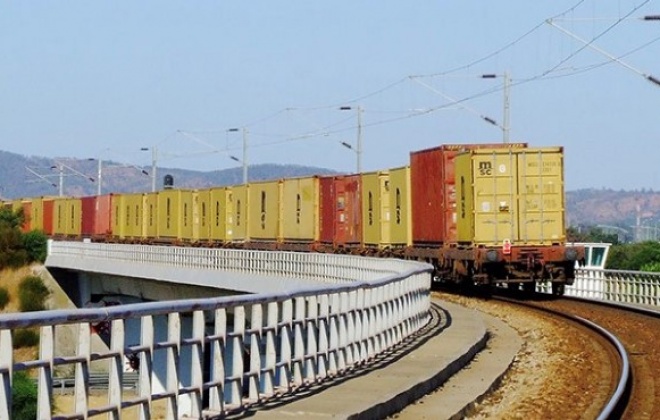 Suspensa taxa de acesso ao terminal ferroviário do Porto de Sines