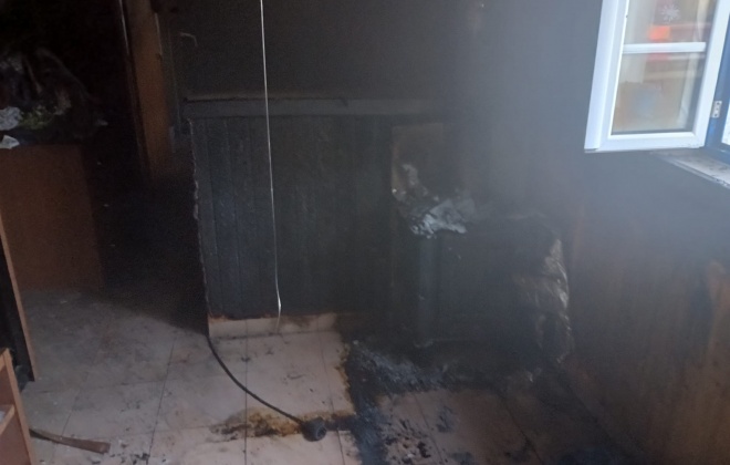 Incêndio em habitação deixou duas pessoas desalojadas em Alvalade