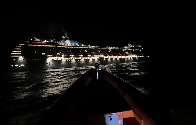 Marinha coordena resgate de norte-americano vítima de ataque cardíaco ao largo de Sines