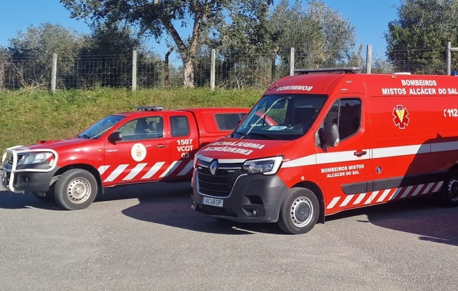 Colisão entre camião e carro provoca um ferido grave no IC1 em Alcácer do Sal