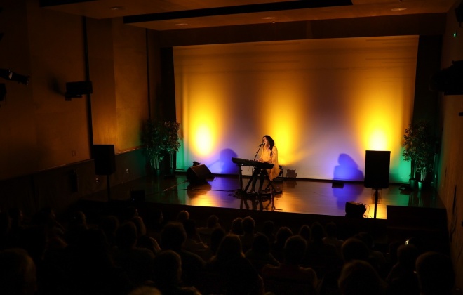 Rita Guerra cantou e encantou no Auditório Municipal da Comporta