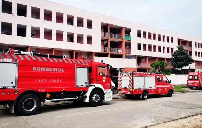 Bombeiros de Santo André combateram incêndio urbano