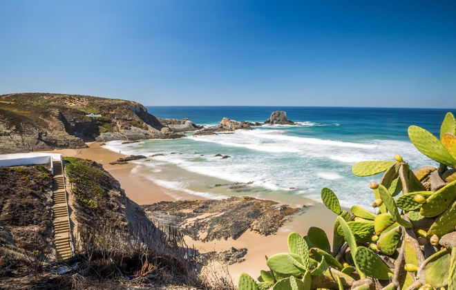 Odemira pretende recuperar a Bandeira Azul da praia da Zambujeira do Mar