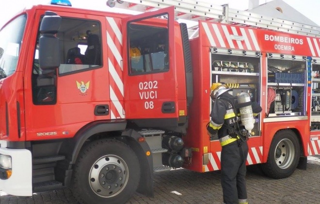 Bombeiros de Odemira combateram incêndio rodoviário em Relíquias