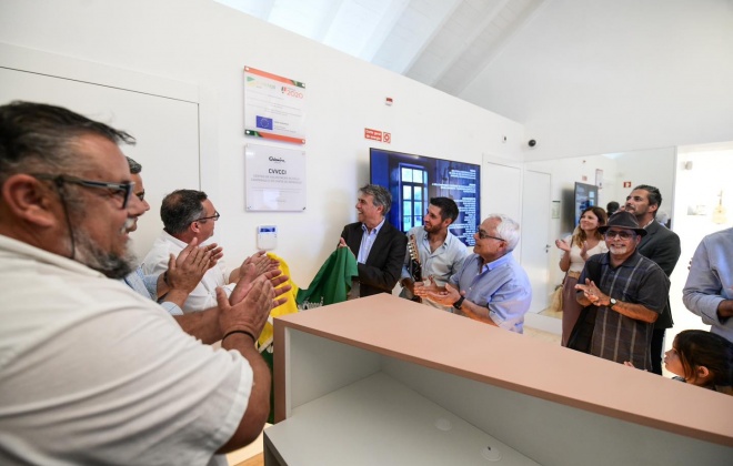 Centro de Valorização da Viola Campaniça e Cante de Improviso foi inaugurado em São Martinho das Amoreiras