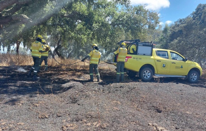 Já está em resolução o incêndio que deflagrou esta tarde em Abela no concelho de Santiago do Cacém