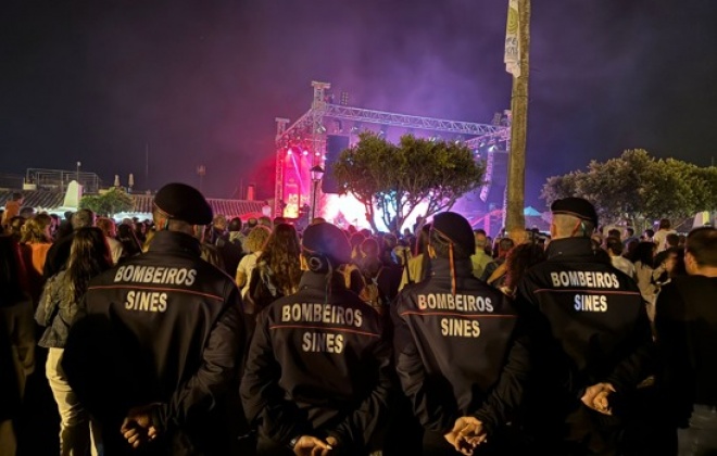 Bombeiros de Sines garantem assistência no Festival Músicas do Mundo de Sines