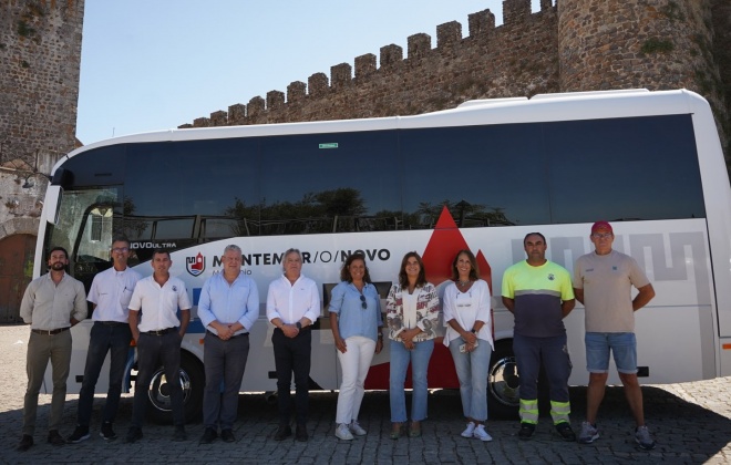 Município de Montemor-o-Novo adquire MiniBus para transporte escolar