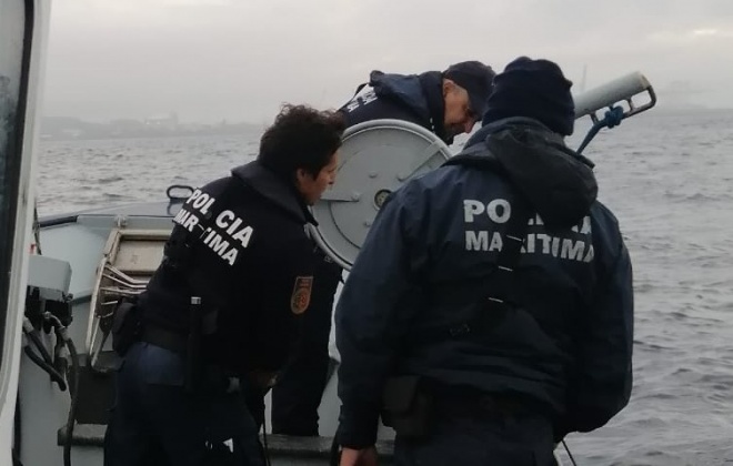 Polícia Marítima de Sines apreende uma arte de pesca no porto de Sines