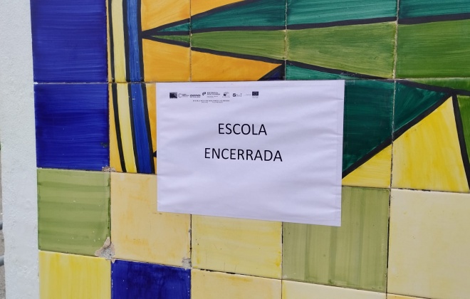 Greve de trabalhadores não docentes fecha várias escolas no Litoral Alentejano