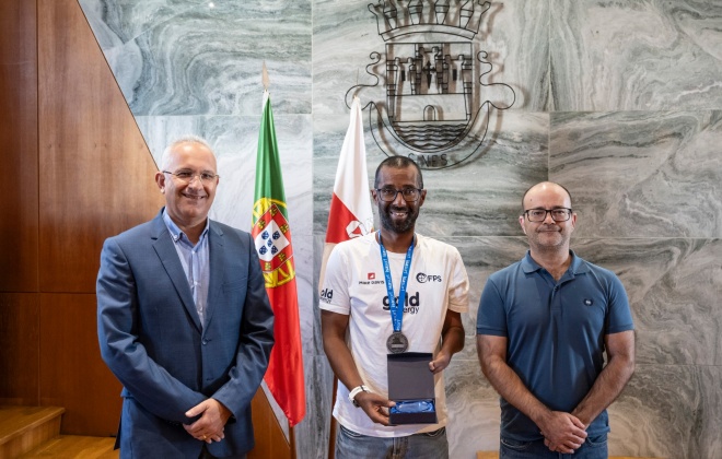 Camilo Abdula foi recebido na Câmara Municipal de Sines