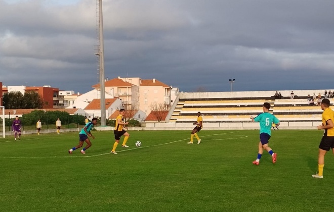 Vasco da Gama venceu o Amora B em Sines