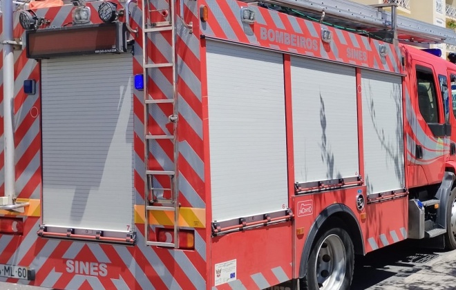 Despiste de mota provoca um ferido na cidade de Sines