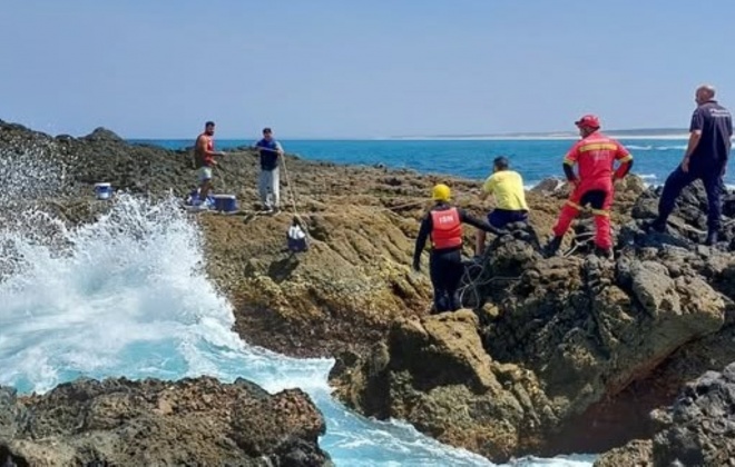 Resgatados sete pescadores lúdicos na costa norte de Sines