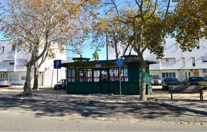 Câmara de Sines reabriu o quiosque de apoio à paragem dos transportes públicos