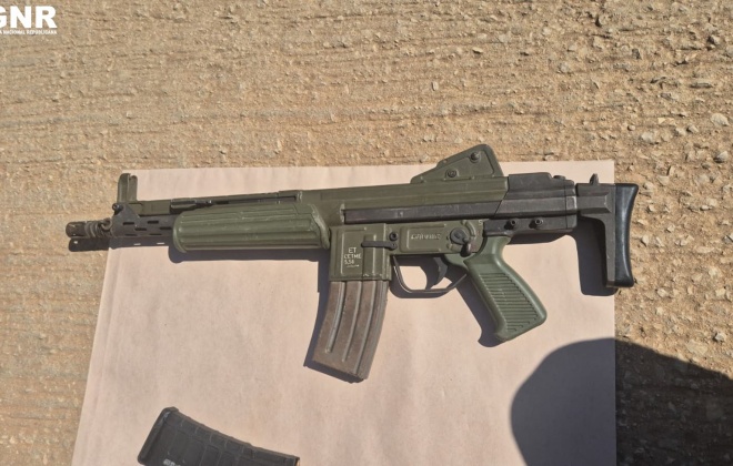 GNR deteve sete pessoas e apreendeu armas de guerra em Aljezur