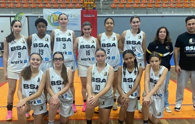 Sub-16 femininas do ABC de Santo André em 3.º lugar na Final Four de Basquetebol