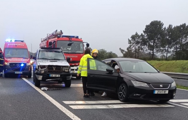 Colisão provoca um ferido ligeiro em Sines