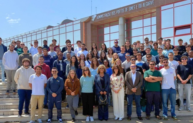 Porto de Sines recebeu alunos da Escola Náutica Infante D. Henrique