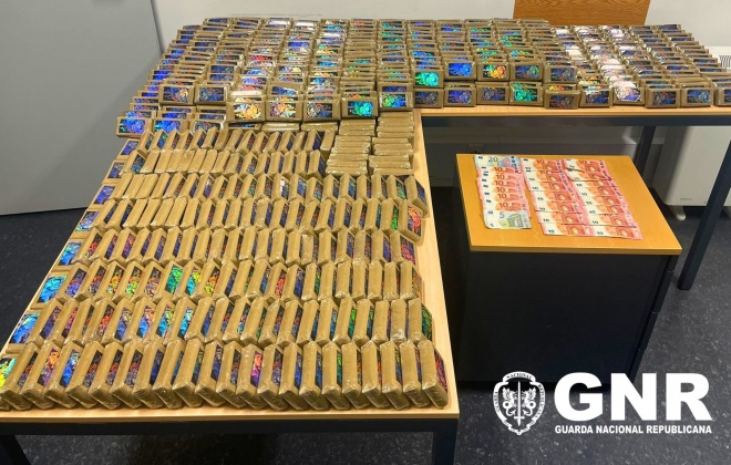 GNR deteve um homem e apreendeu mais de 144 mil doses de estupefacientes em Alcácer do Sal
