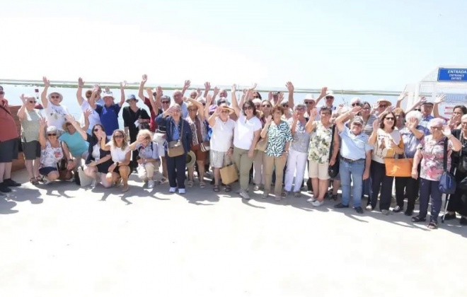 "Passeios da Primavera" levam seniores de Santiago do Cacém à descoberta da Ria Formosa